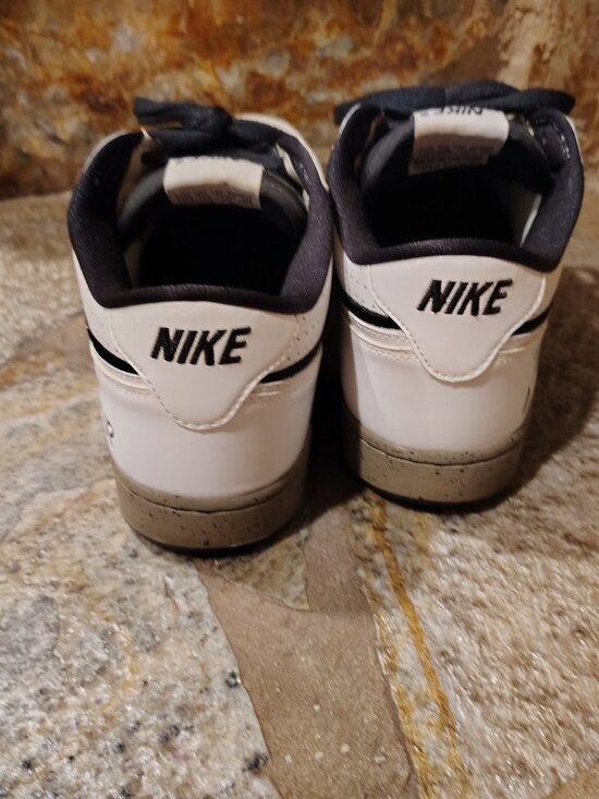 Nike Air Indee Patent Leather Sneakers 318488-101 White Black Cement Size 11 main image 10